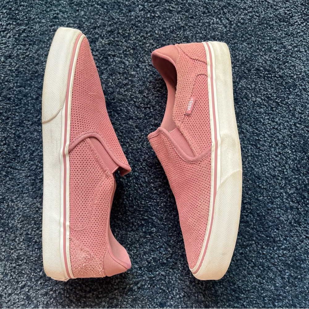 10 Women's Unique Mauve Slip-On Vans w/ Deluxe Comfort Insole